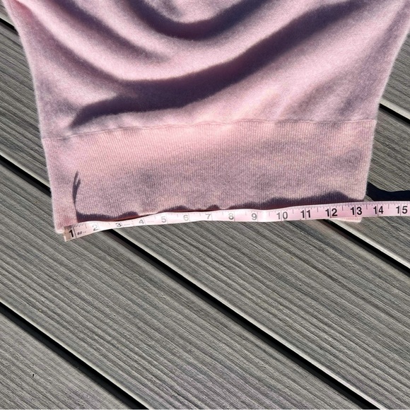 Maeve Blush V-Neck Cashmere Sweater - Picture 4 of 6